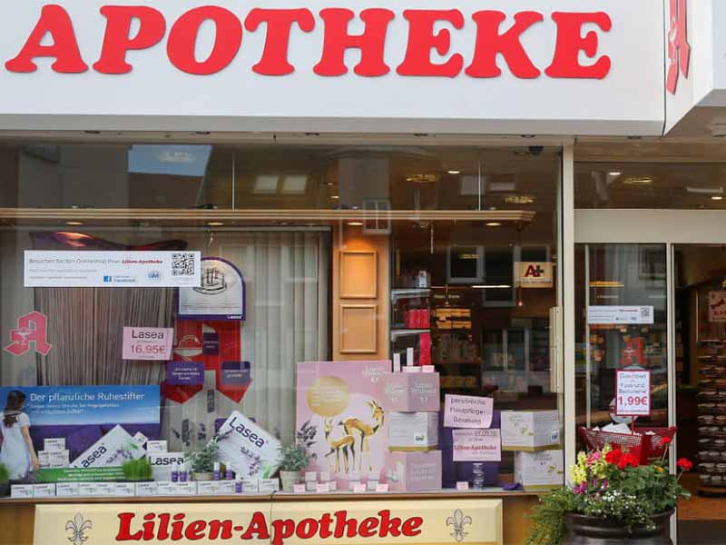 lilien-apotheke-in-stockelsdorf-foto-eingang